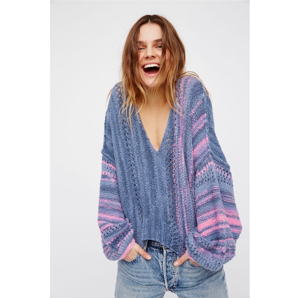 Free People Amethyst Sweater Blue Pink Slouchy V-Neck Dolman Knit Cropped Small
